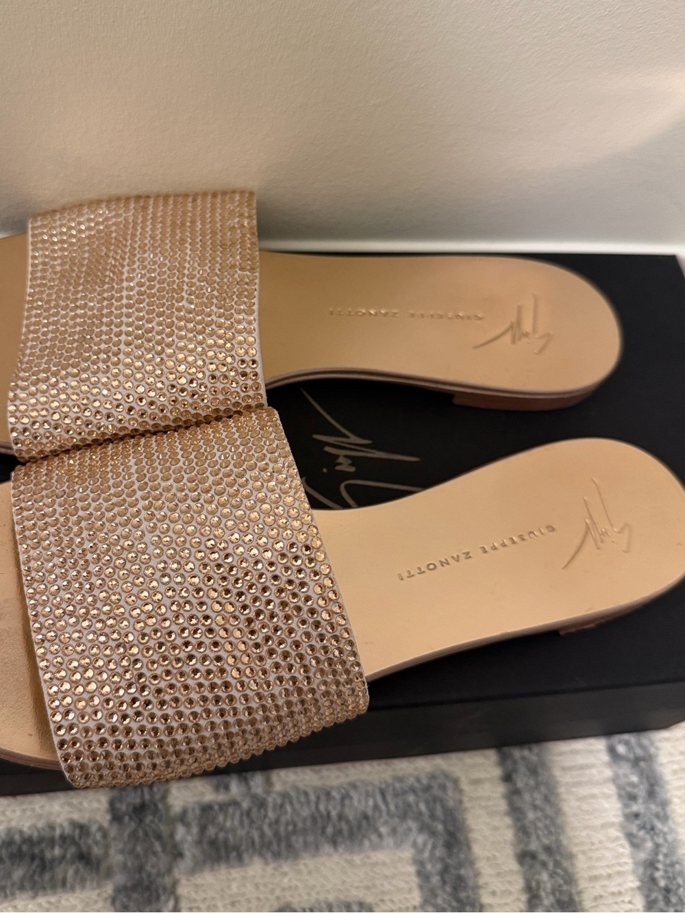 Giuseppe Zanotti Roll Crystal Suede Slide Sandal Nude Size 38